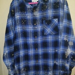 Field & Stream Blue Plaid Women's Button Down Shirt Bleach Splattered